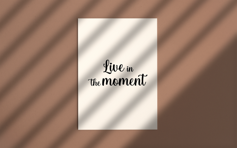 affiche citation live in the moment