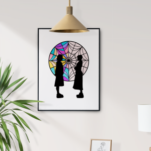 affiche dessin minimaliste sur un mur de Mercredi Addams et Enid Sinclair