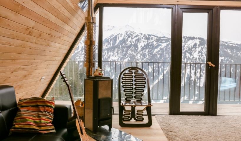 intérieur chalet bois savoyard